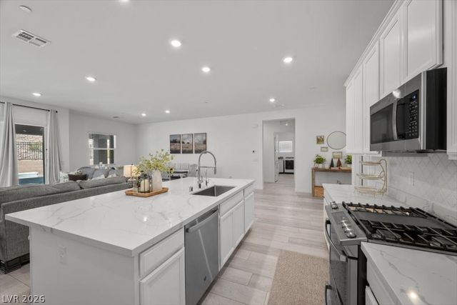 88 Reverie Heights Avenue, Henderson, NV 89011