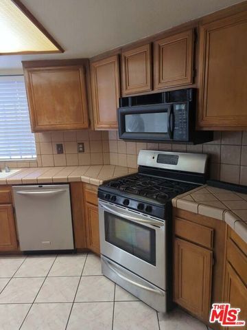 37058 Waterman Avenue, Palmdale, CA 93550