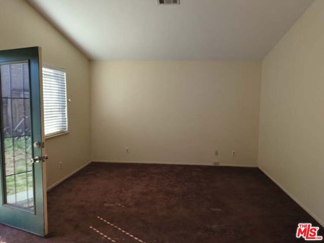 37058 Waterman Avenue, Palmdale, CA 93550