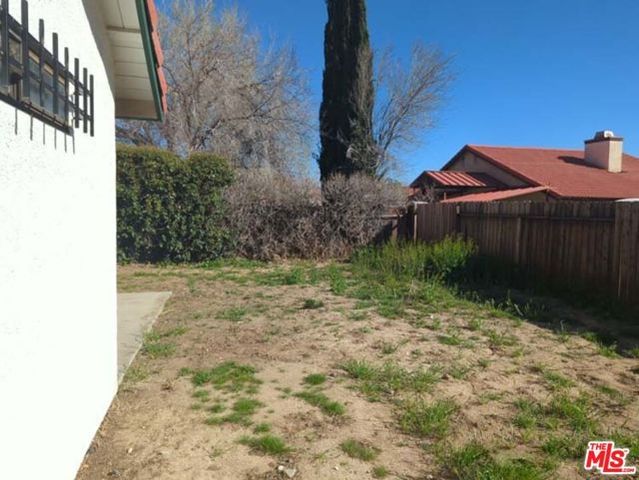 37058 Waterman Avenue, Palmdale, CA 93550