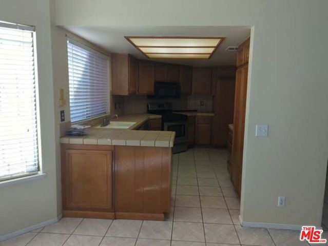 37058 Waterman Avenue, Palmdale, CA 93550