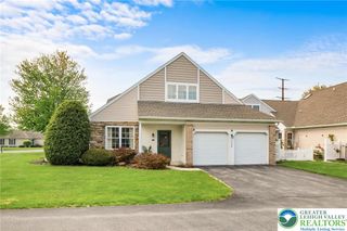 2504 Rolling Green Drive, Lower Macungie Twp, PA 18062