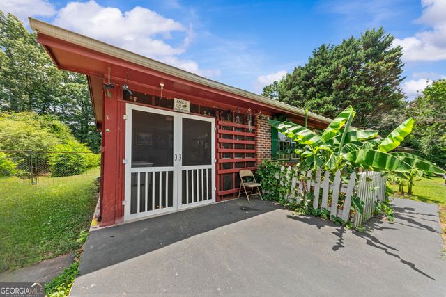 564 Peters Street, Statham, GA 30666