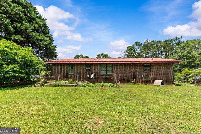 564 Peters Street, Statham, GA 30666