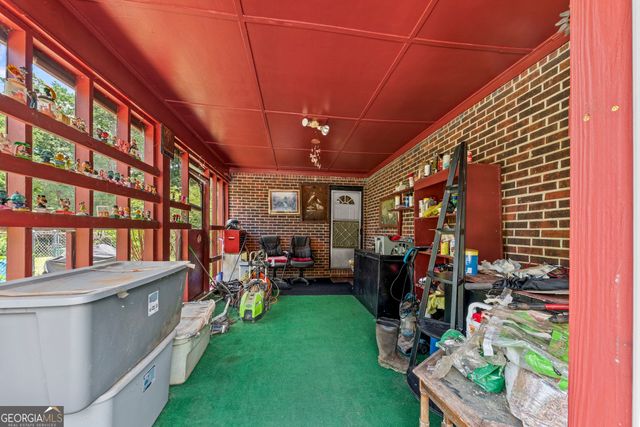 564 Peters Street, Statham, GA 30666