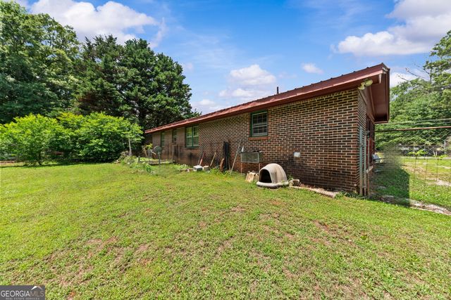 564 Peters Street, Statham, GA 30666