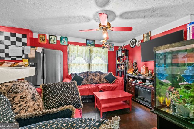 564 Peters Street, Statham, GA 30666