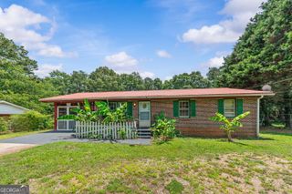564 Peters Street, Statham, GA 30666