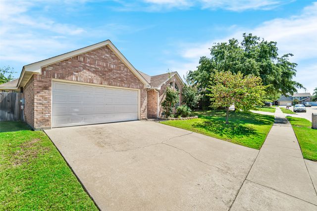 6707 Classen Trail, Arlington, TX 76002