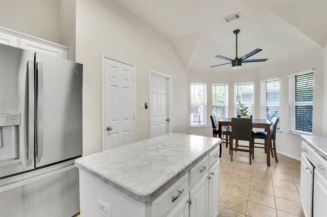 6707 Classen Trail, Arlington, TX 76002