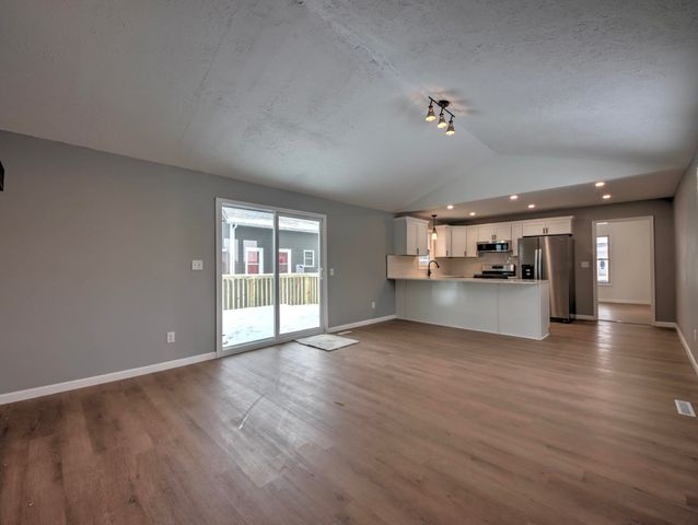 421 Kenwood Street, La Porte, IN 46350