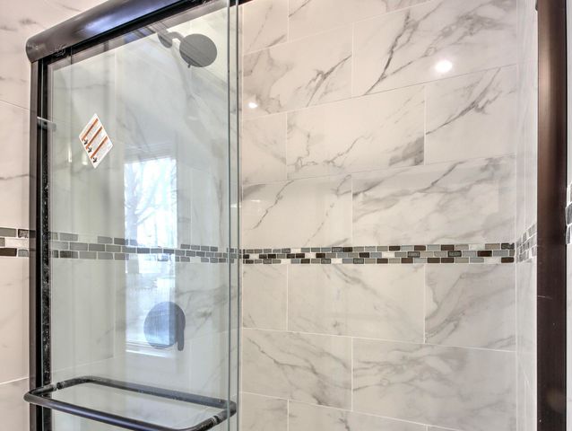 421 Kenwood Street, La Porte, IN 46350