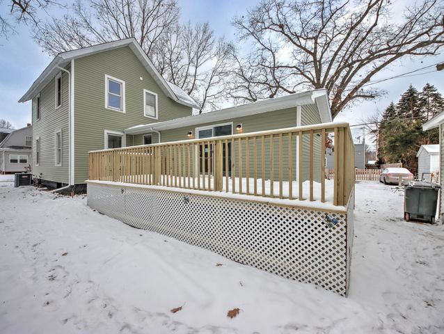 421 Kenwood Street, La Porte, IN 46350