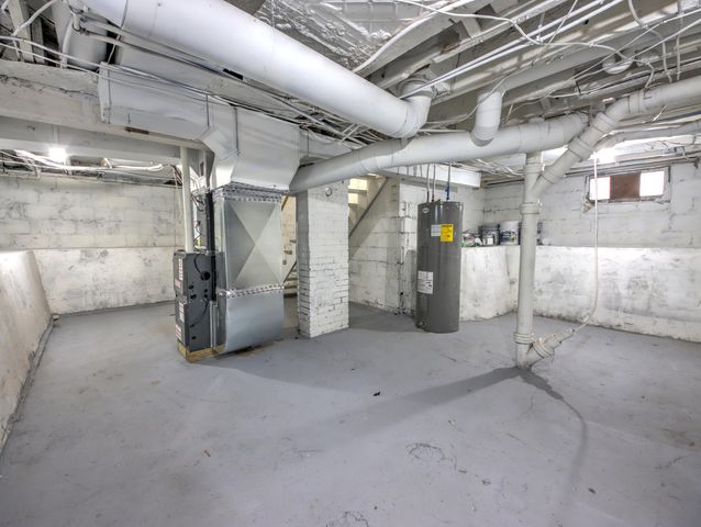 421 Kenwood Street, La Porte, IN 46350