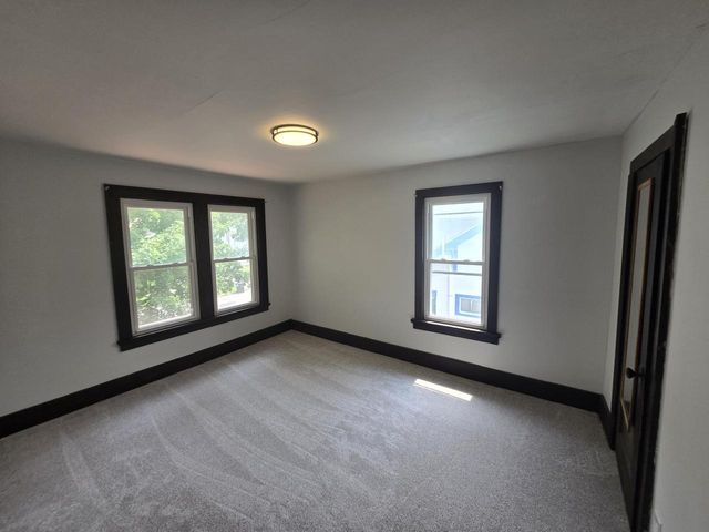 128 Hinman AVENUE, Waukesha, WI 53186