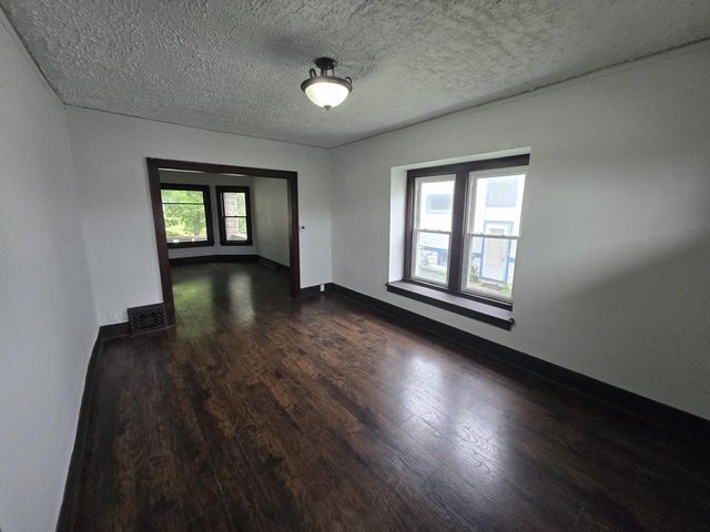 128 Hinman AVENUE, Waukesha, WI 53186