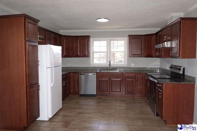 101 Sumter St, Manning, SC 29102