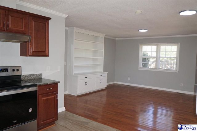 101 Sumter St, Manning, SC 29102