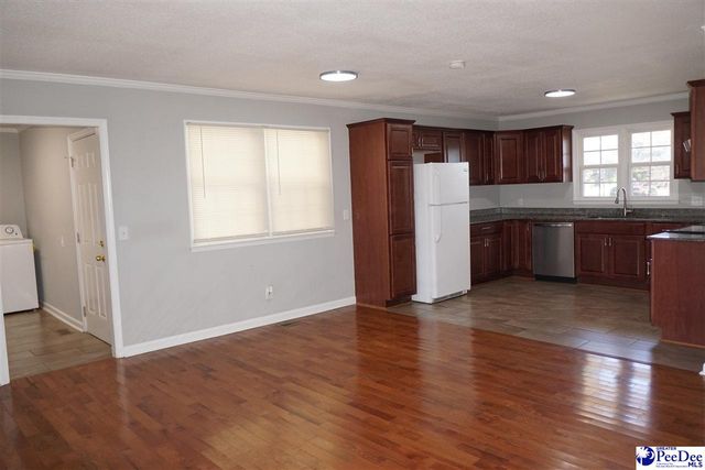 101 Sumter St, Manning, SC 29102