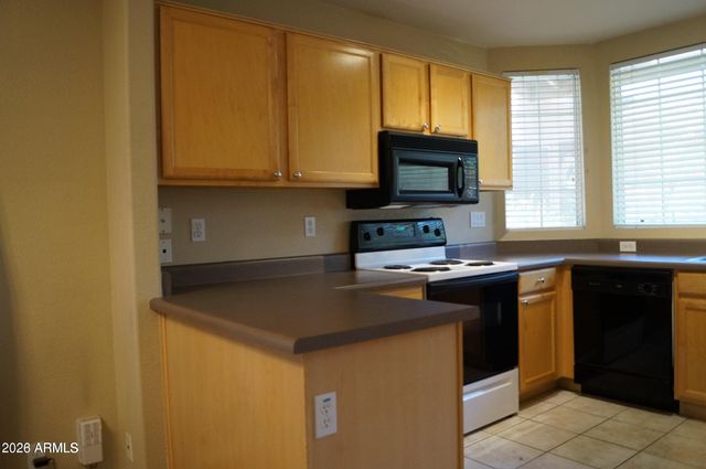 7650 E WILLIAMS Drive 1028, Scottsdale, AZ 85255