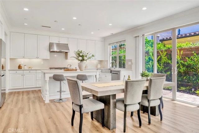 104 Beechmont, Irvine, CA 92620