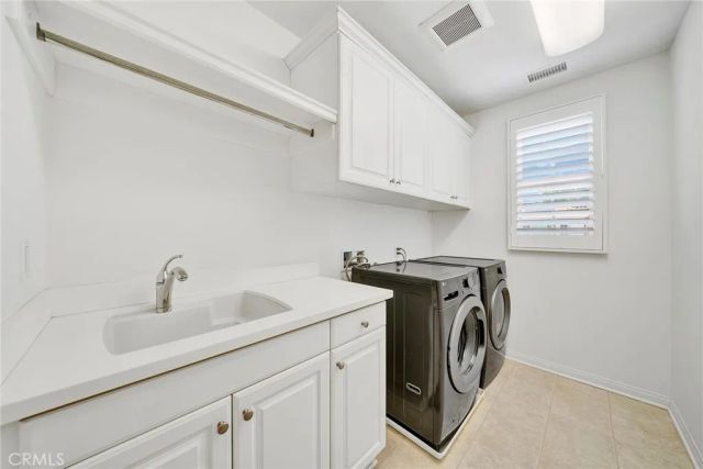 104 Beechmont, Irvine, CA 92620