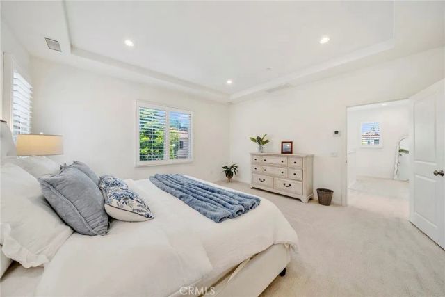 104 Beechmont, Irvine, CA 92620