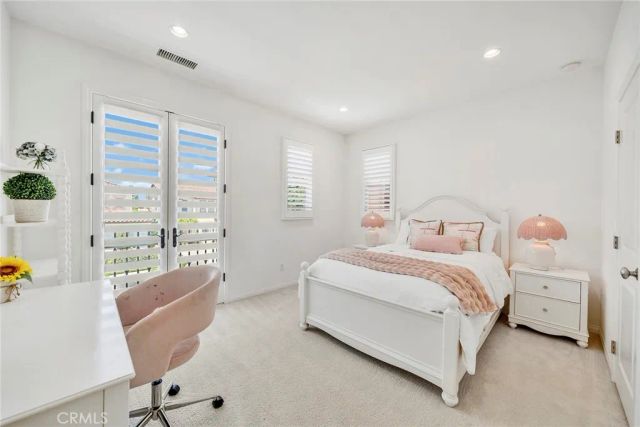 104 Beechmont, Irvine, CA 92620