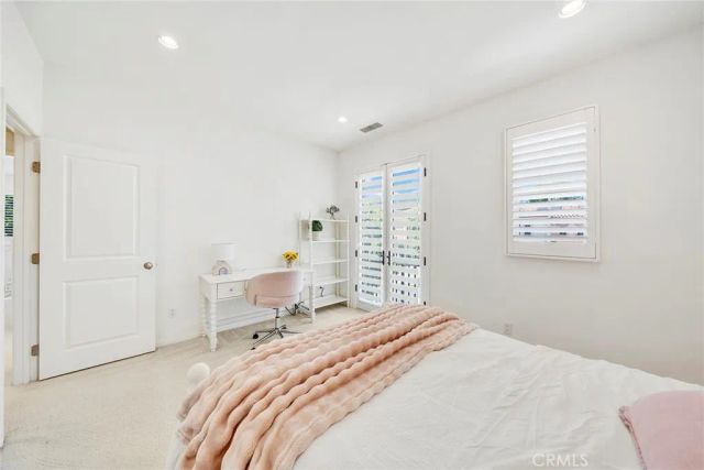 104 Beechmont, Irvine, CA 92620