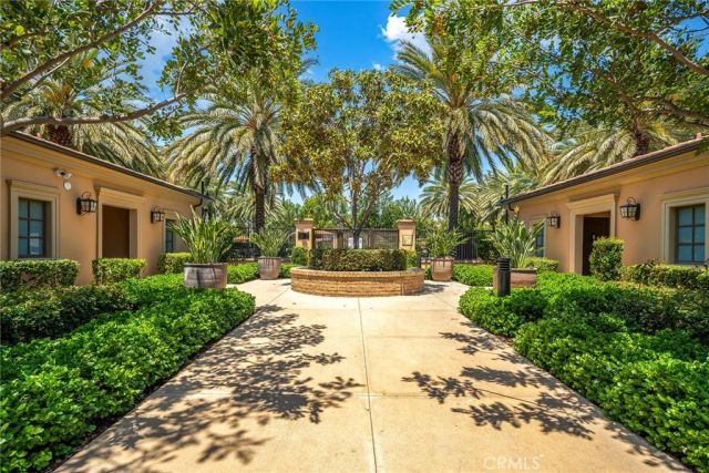 104 Beechmont, Irvine, CA 92620