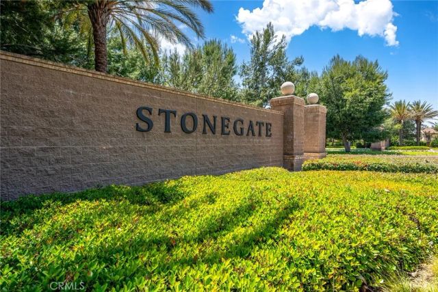 104 Beechmont, Irvine, CA 92620