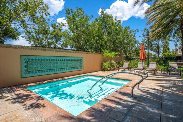 104 Beechmont, Irvine, CA 92620