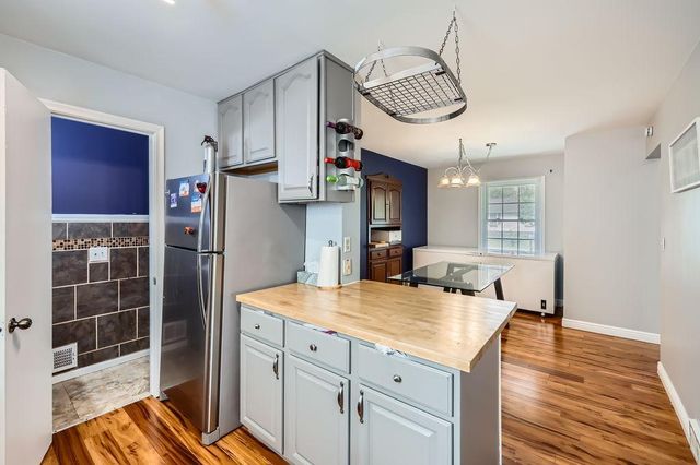 7724 Major Avenue N, Brooklyn Park, MN 55443