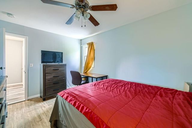 7724 Major Avenue N, Brooklyn Park, MN 55443