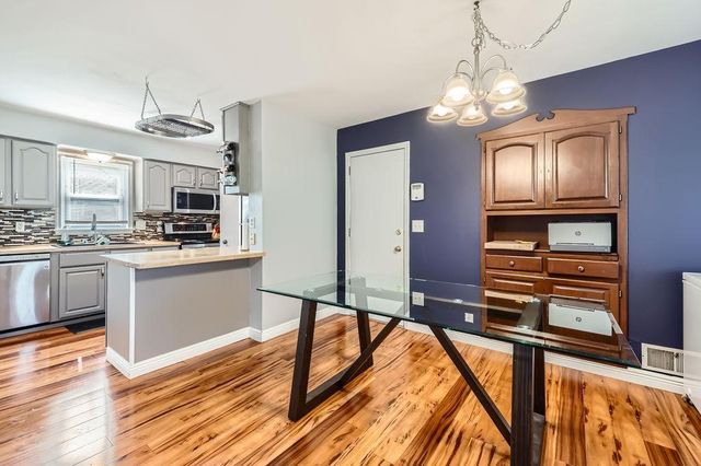 7724 Major Avenue N, Brooklyn Park, MN 55443