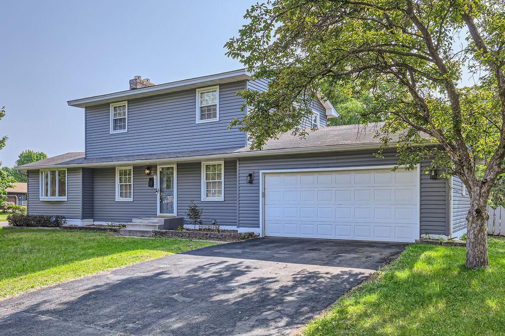 7724 Major Avenue N, Brooklyn Park, MN 55443