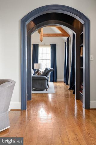 1484 W STRASBURG RD, West Chester, PA 19382
