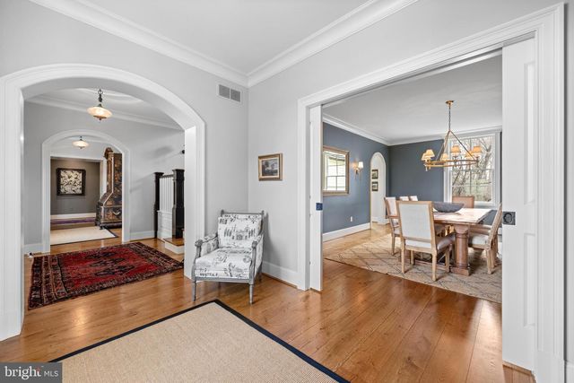 1484 W STRASBURG RD, West Chester, PA 19382