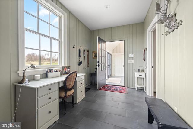 1484 W STRASBURG RD, West Chester, PA 19382