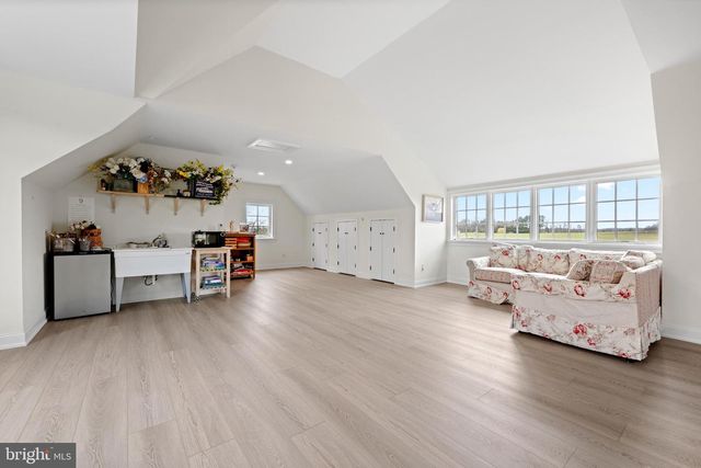 1484 W STRASBURG RD, West Chester, PA 19382