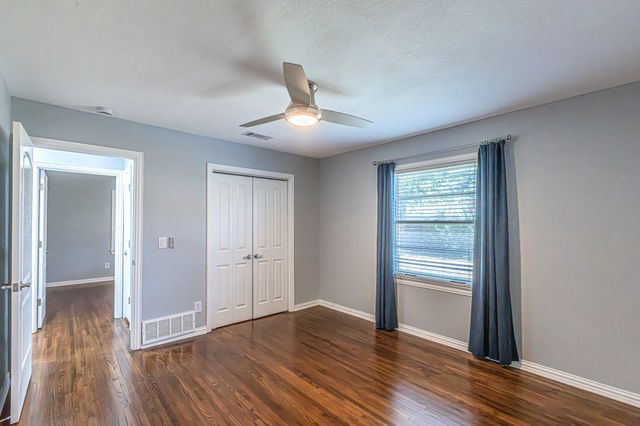 5713 Tracyne Drive, Westworth Village, TX 76114