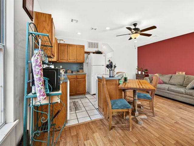 308 W K Street, Jenks, OK 74037