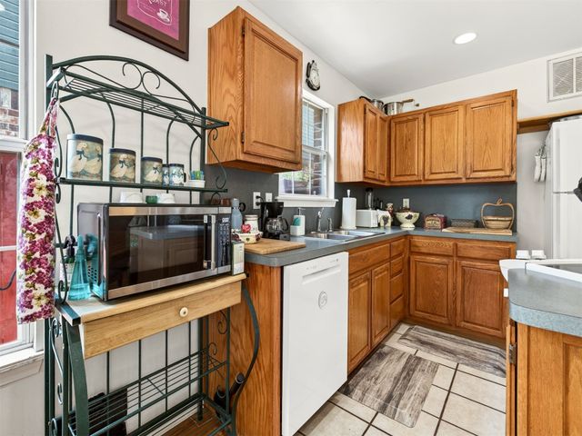 308 W K Street, Jenks, OK 74037