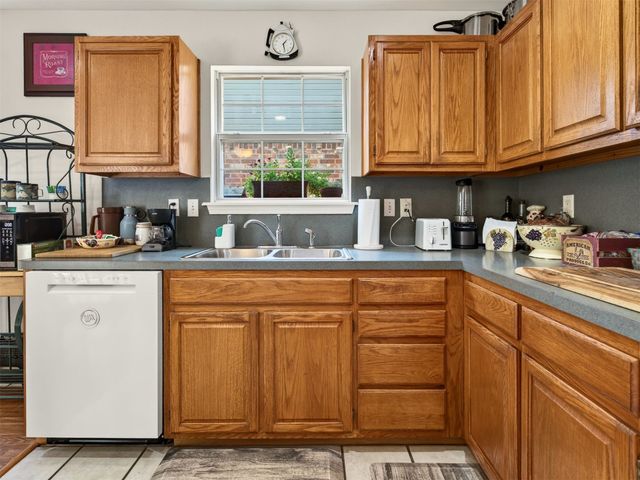 308 W K Street, Jenks, OK 74037