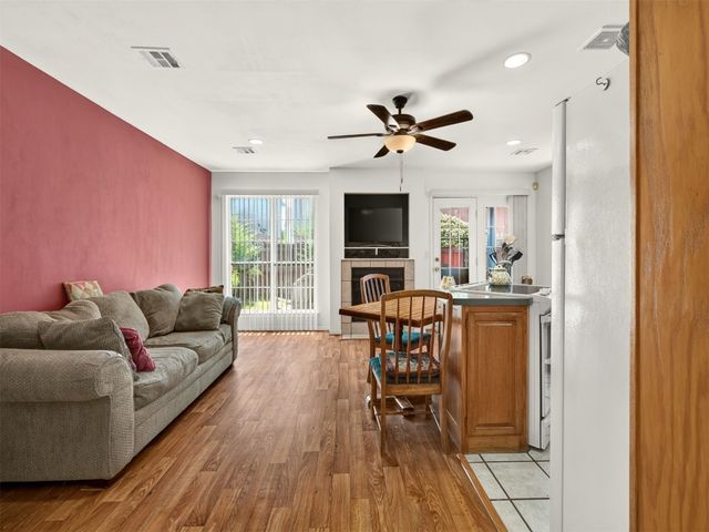 308 W K Street, Jenks, OK 74037