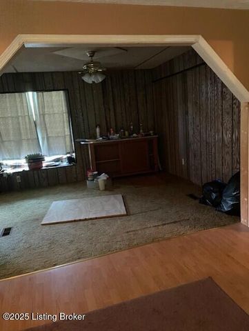 1804 Hickory Grove Rd, Leitchfield, KY 42754