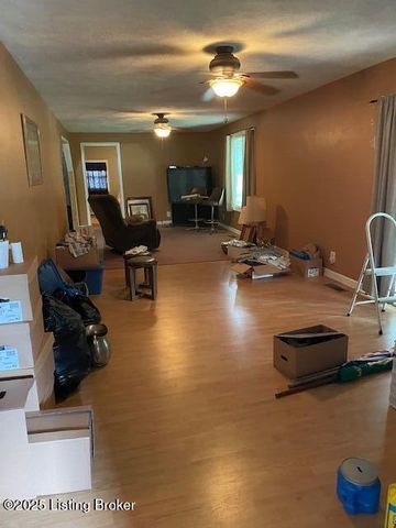 1804 Hickory Grove Rd, Leitchfield, KY 42754