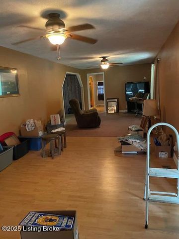 1804 Hickory Grove Rd, Leitchfield, KY 42754