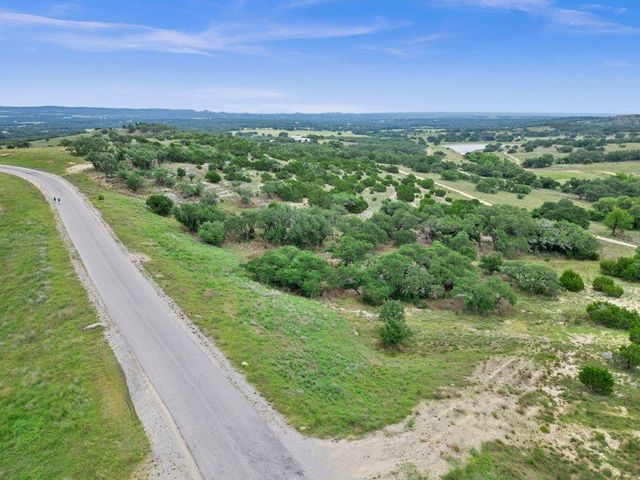 292 N Scenic Hills CT, Blanco, TX 78606