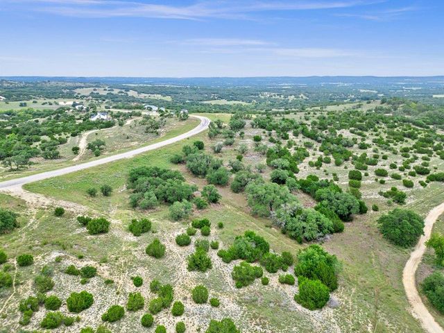 292 N Scenic Hills CT, Blanco, TX 78606